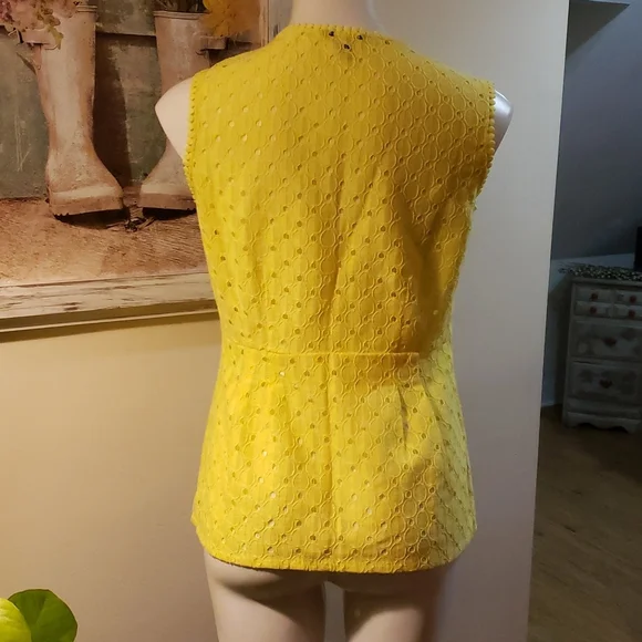 ♦️♦️SOLD♦️♦️ Banana Republic Tank - Picture 6 of 7